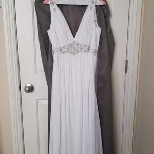 Maggie Sorreto White Wedding Gown